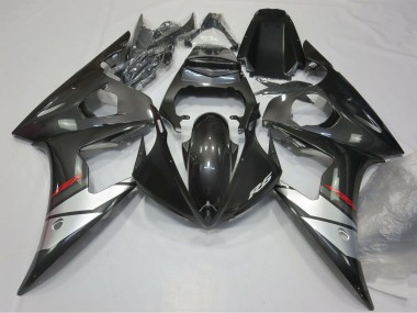 Custom 2005 Yamaha R6 Motorcycle Fairings - Glossy Black Silver UK