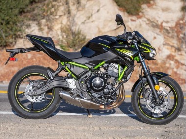 Custom 2020-2023 Kawasaki Ninja Z650 Motorcycle Fairings - Black Yellow UK