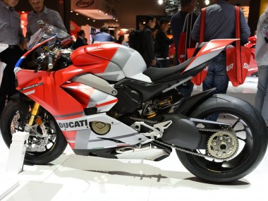 Custom 2018-2019 Ducati Panigale V4 V4S Motorcycle Fairings - White Silver Red Glossy Black UK