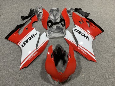 Custom 2011-2014 Ducati 1199 Motorcycle Fairings - Red White Glossy Black UK