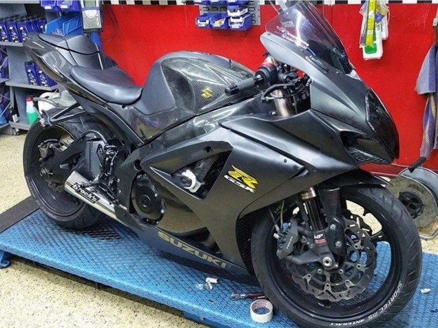 2007-2008 Suzuki GSXR 1000 Motorcycle Fairings - Matte Black Gold Decal UK