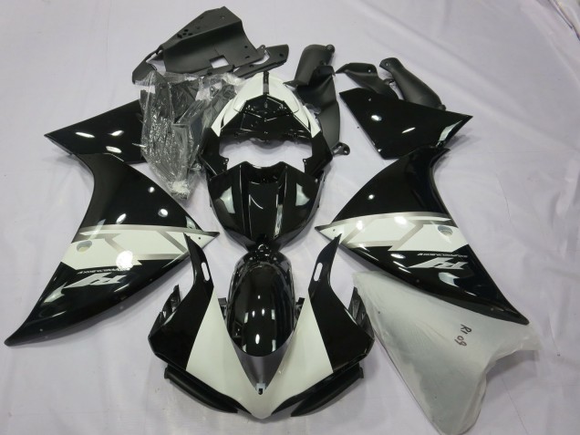 Black Silver White 2012-2014 R1 Motorcycle Fairings Black Silver White 2012-2014 R1 Motorcycle Fairings